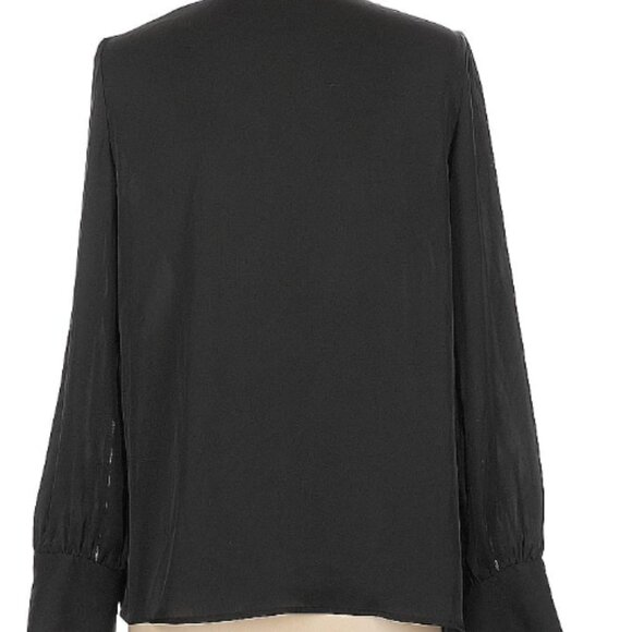 Black Express Blouse - Picture 2 of 5